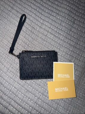 MICHAEL Michael Kors Navy Logo Wristlet Card Case